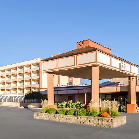 Quality Inn Вэст спрингфильд Экстерьер фото