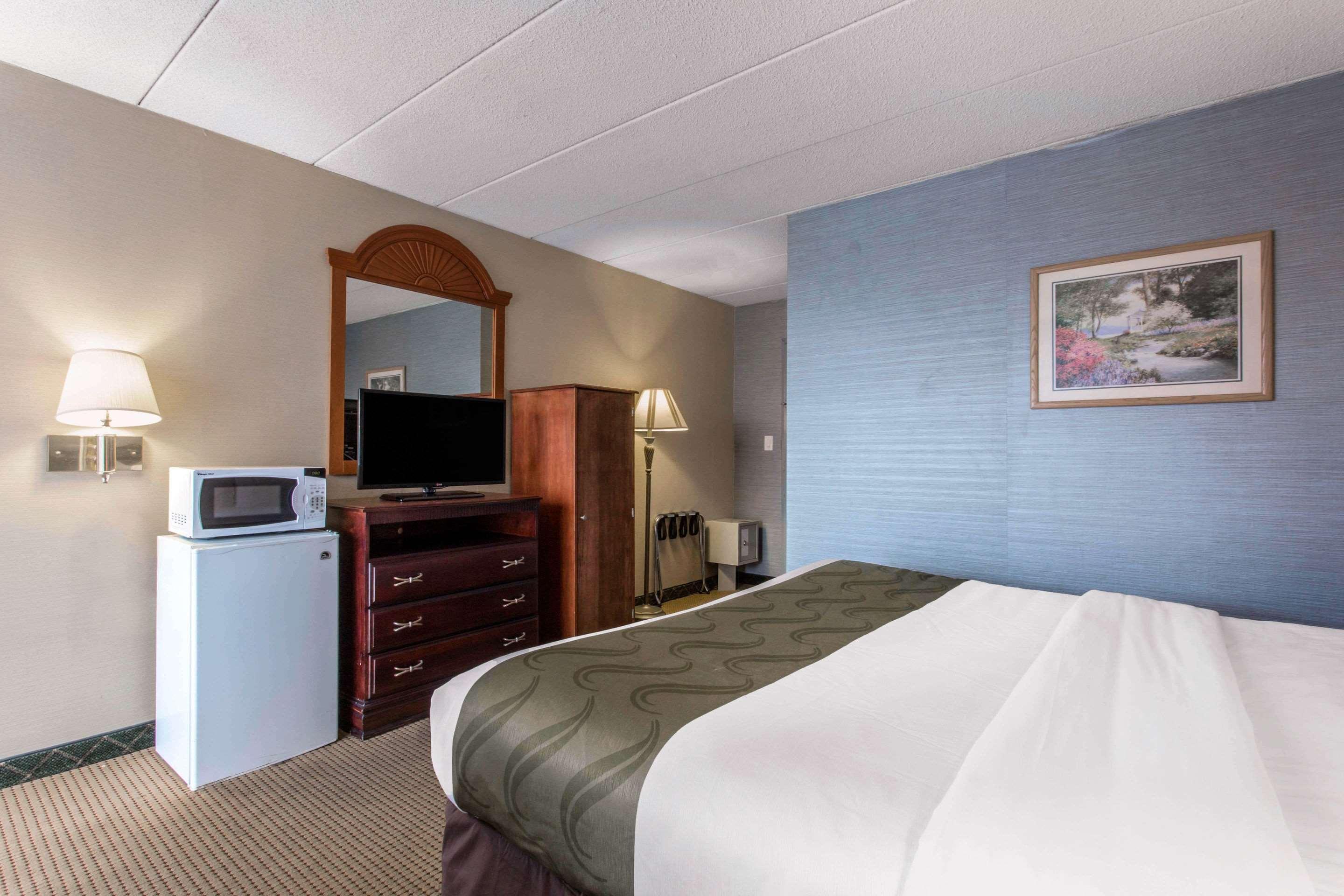 Quality Inn Вэст спрингфильд Экстерьер фото