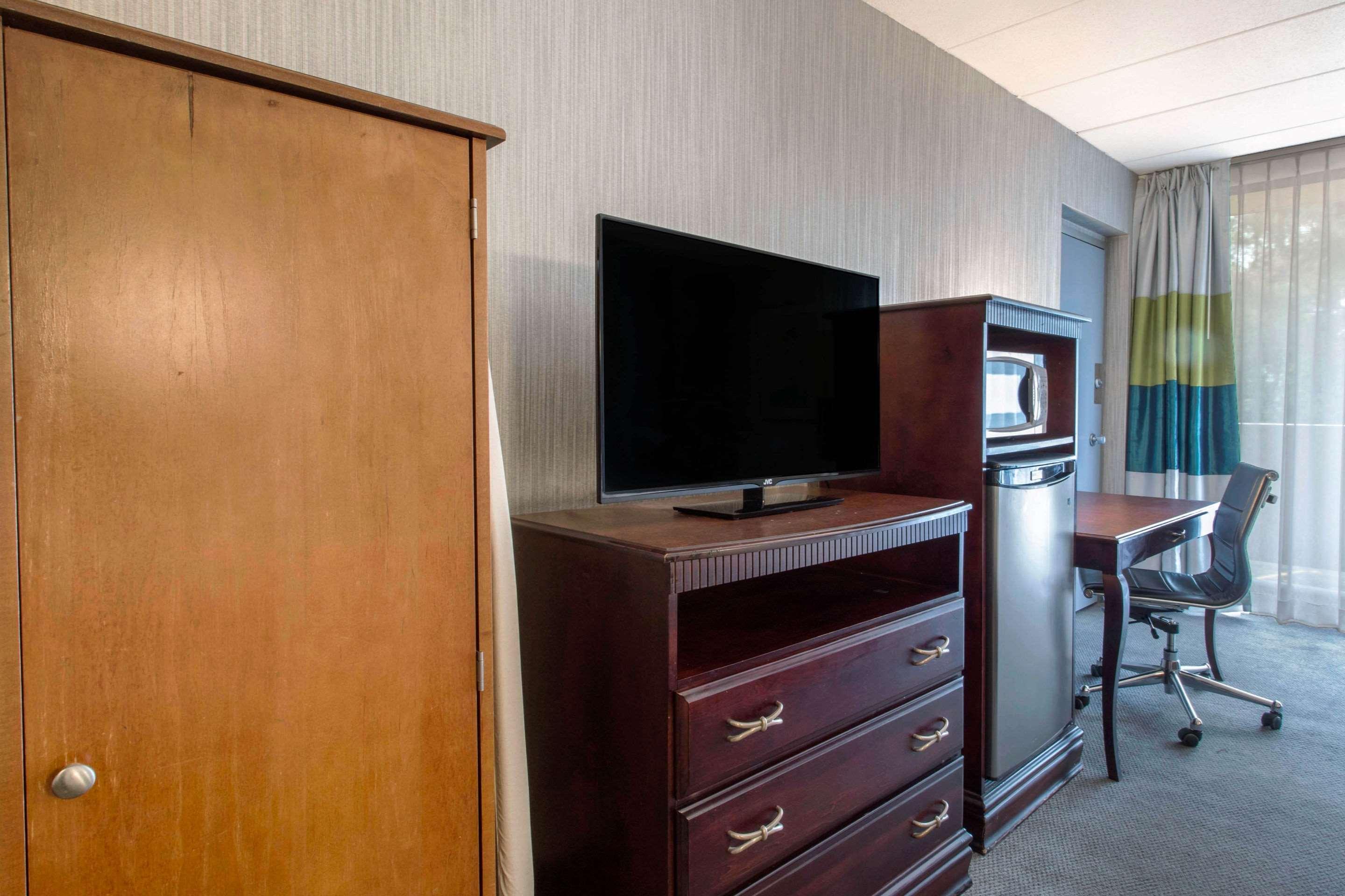 Quality Inn Вэст спрингфильд Экстерьер фото
