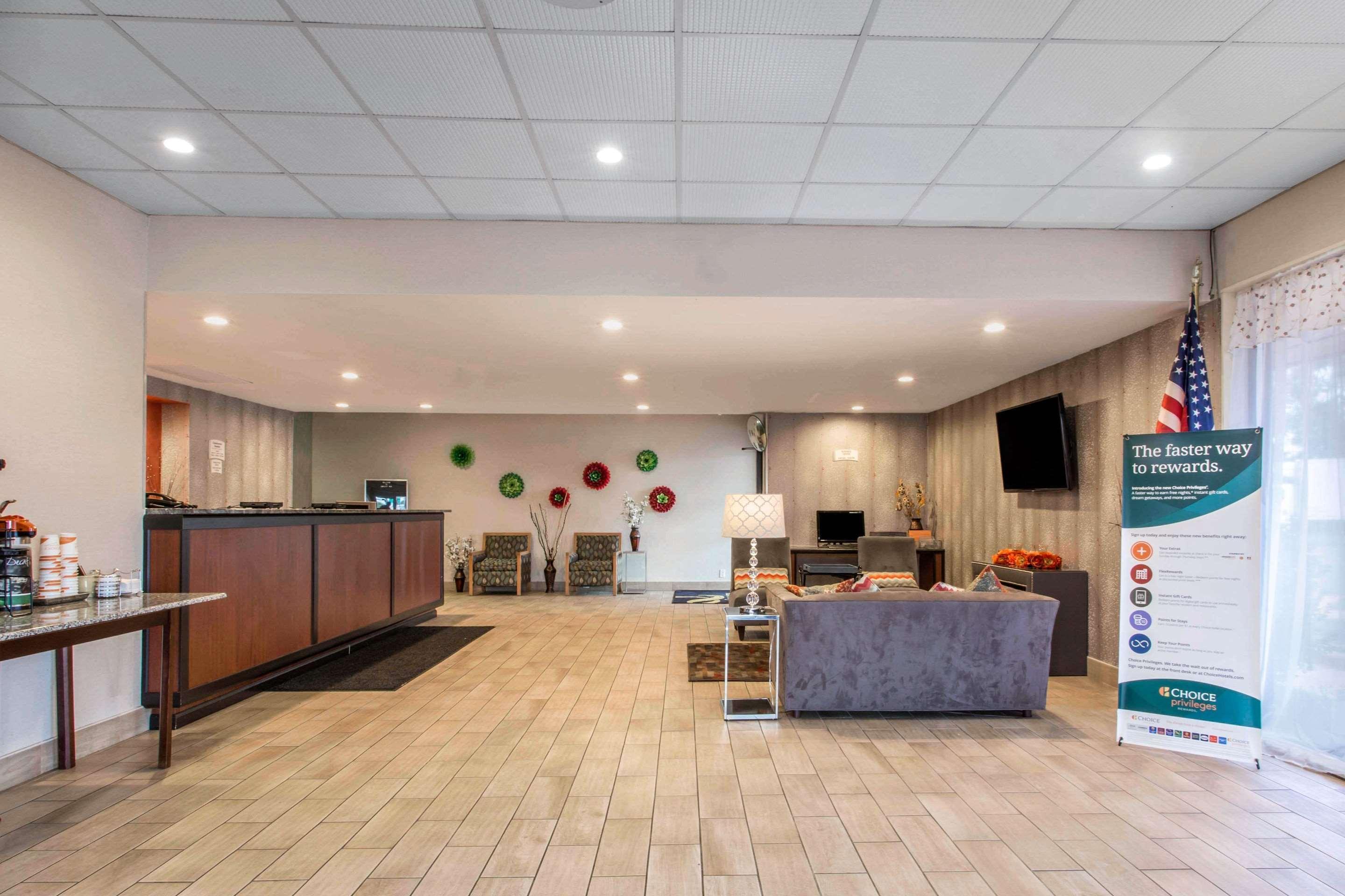 Quality Inn Вэст спрингфильд Экстерьер фото